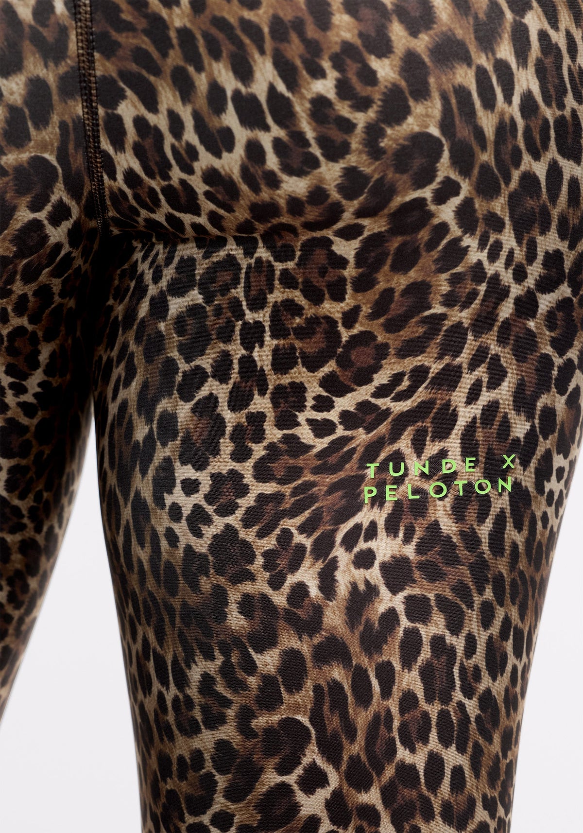 Endurance Light Contoured Waistband Legging 25"
