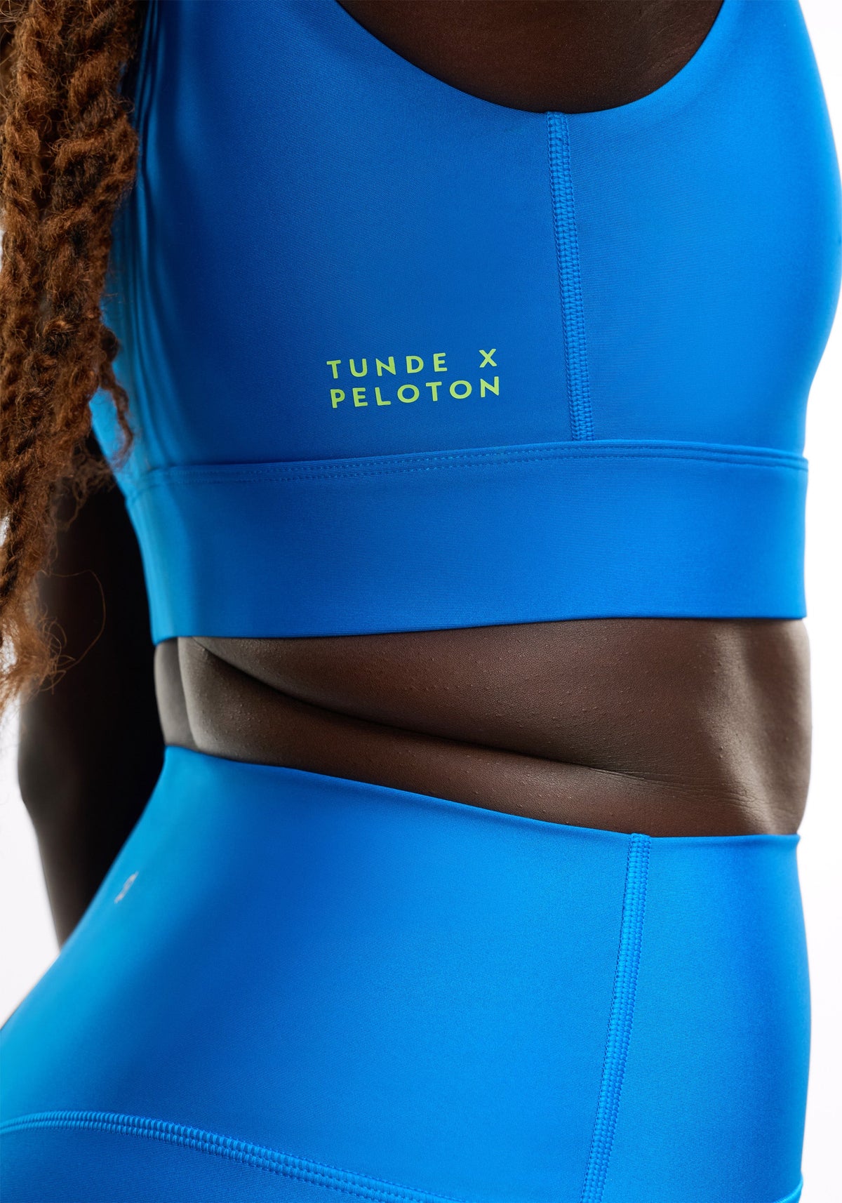 Endurance Light Mock Neck Bra